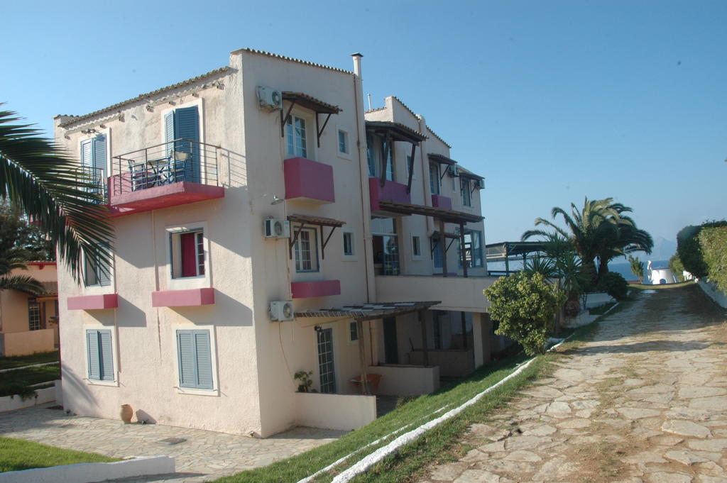 Koralli Beach Niforeika Esterno foto